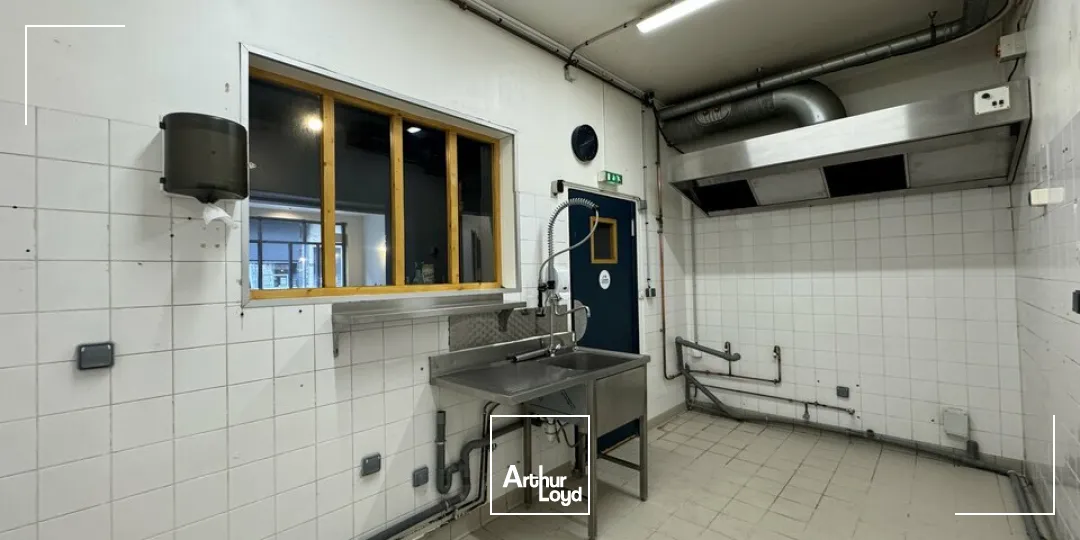 Locaux commerciaux - Location - TOURS - 37000 - 40.67-40.67 - 7799293