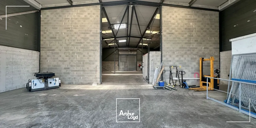 Locaux d'activité & Entrepôts - Location - AIX EN PROVENCE - 13290 - 450-450 - 7799331