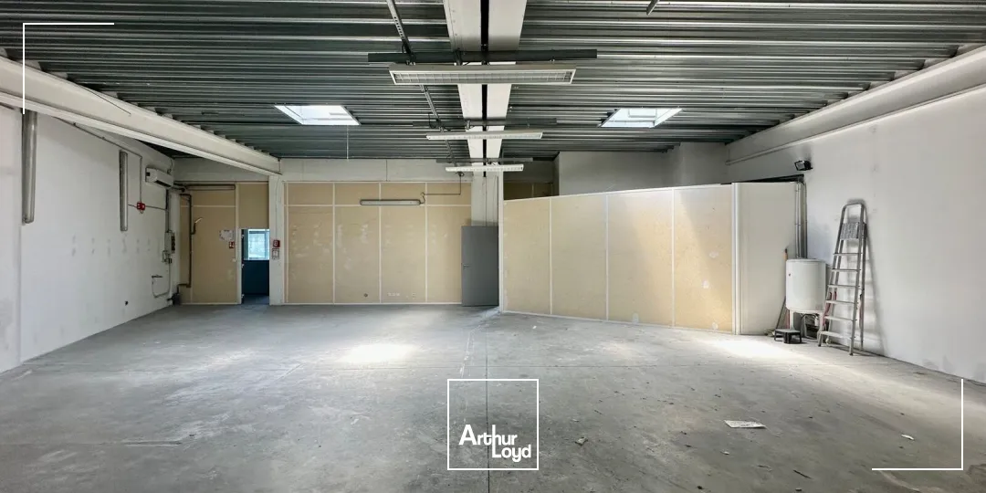 Locaux d'activité & Entrepôts - Location - AIX EN PROVENCE - 13290 - 313-313 - 7799351