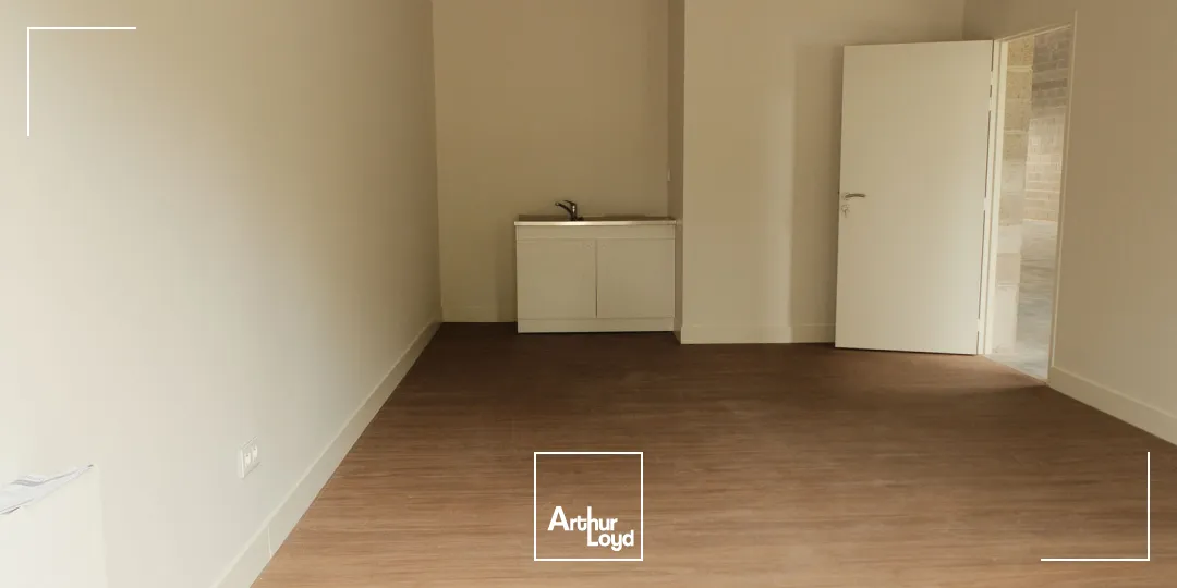 Locaux d'activité & Entrepôts - Location - BEAUVAIS - 60000 - 300-1200 - 7799468