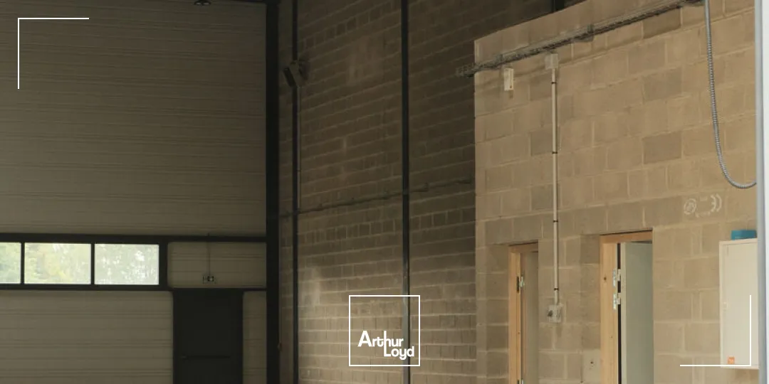 Locaux d'activité & Entrepôts - Location - BEAUVAIS - 60000 - 300-1200 - 7799469