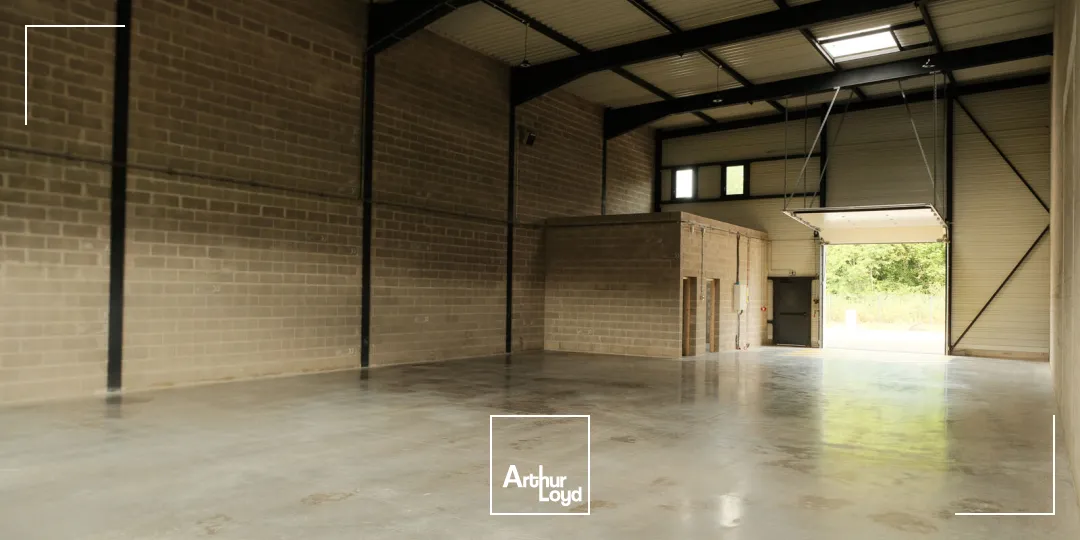 Locaux d'activité & Entrepôts - Location - BEAUVAIS - 60000 - 300-1200 - 7799464