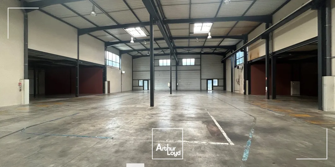 Bureaux - Location - SAINT PRIEST - 69800 - 133.67-1909.24 - 7799877