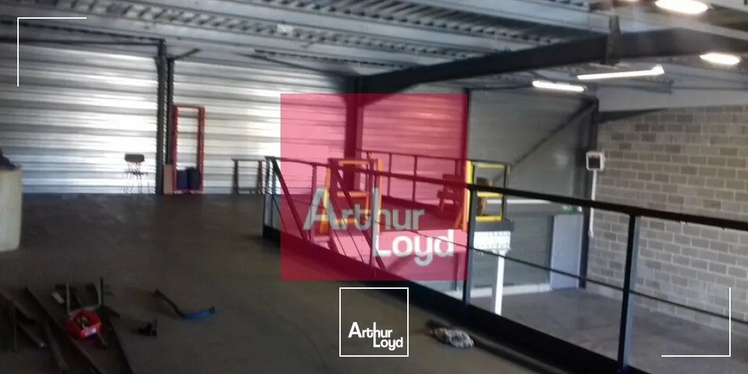Locaux d'activité & Entrepôts - Location - LEMPDES - 63370 - 330-330 - 7799994