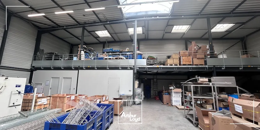Locaux d'activité & Entrepôts - Location - CERTINES - 01240 - 905-905 - 7800271