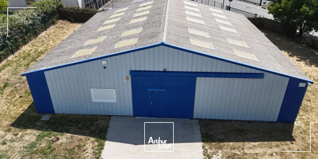 Locaux d'activité & Entrepôts - Location - SAINT ANDRE DES EAUX - 44117 - 242-242 - 7800374