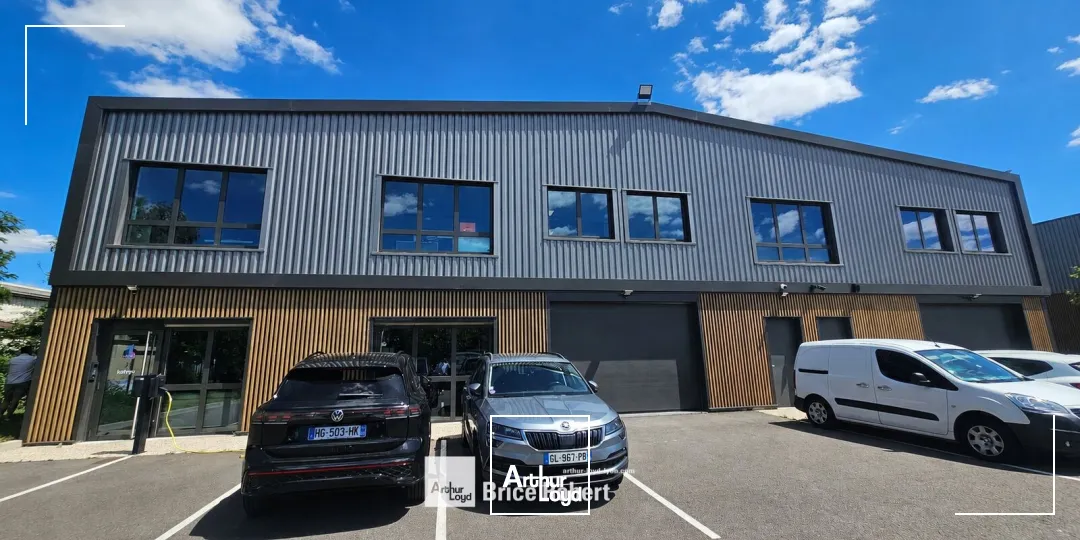 Locaux d'activité & Entrepôts - Vente - CHASSIEU - 69680 - 531-531 - 7800707