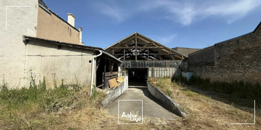 Locaux commerciaux - Location - POITIERS - 86000 - 206-600 - 7800866
