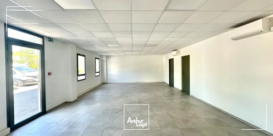 Locaux d'activité & Entrepôts - Location - AIX EN PROVENCE - 13290 - 330-330 - 7800896