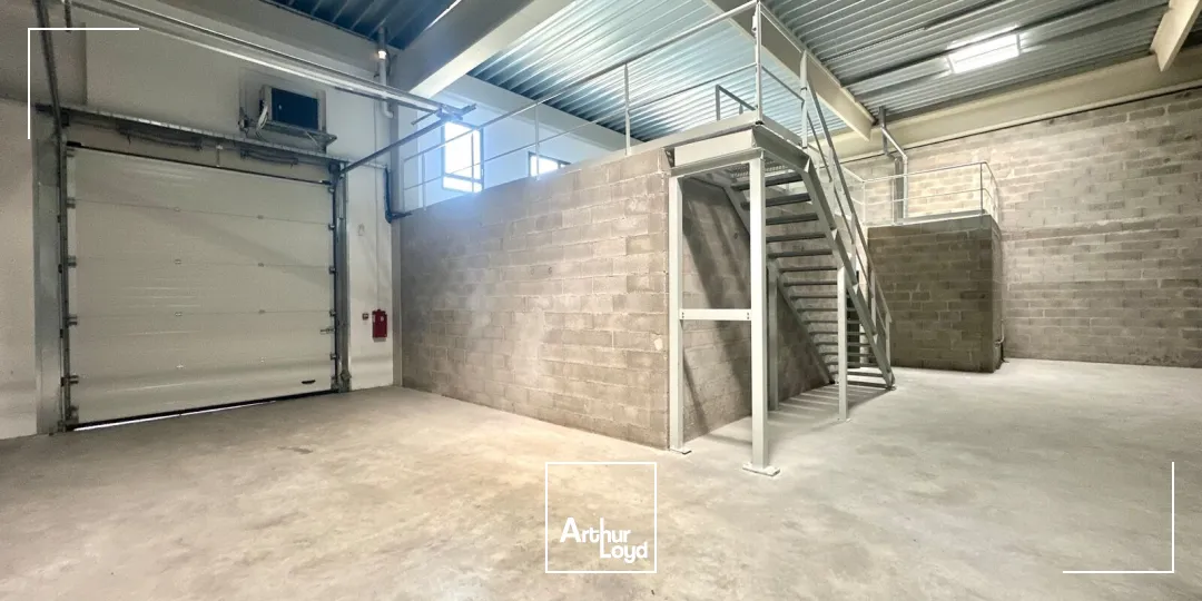 Locaux d'activité & Entrepôts - Location - AIX EN PROVENCE - 13290 - 330-330 - 7800893