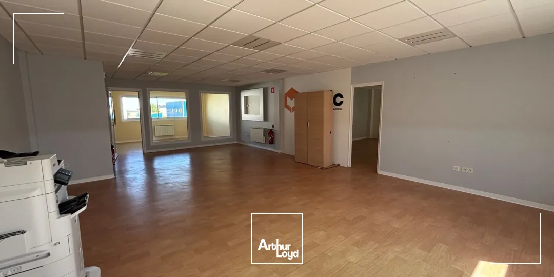 Locaux d'activité & Entrepôts - Location - SAINT JACQUES SUR DARNETAL - 76160 - 190-190 - 7801072