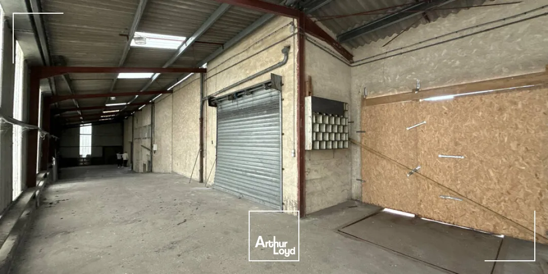 Locaux d'activité & Entrepôts - Vente - VERGT - 24380 - 1200-1200 - 7801140