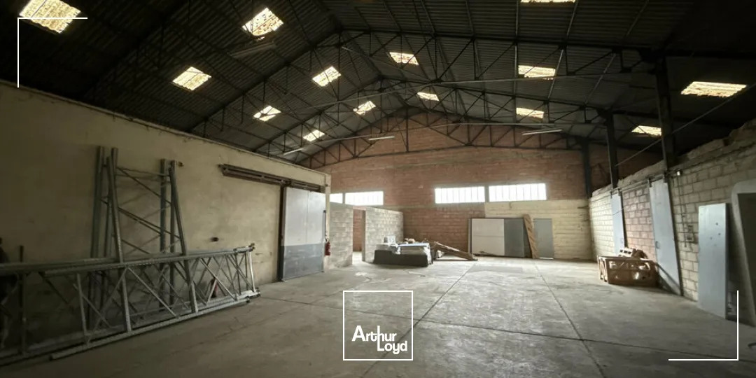 Locaux d'activité & Entrepôts - Vente - VERGT - 24380 - 1200-1200 - 7801141