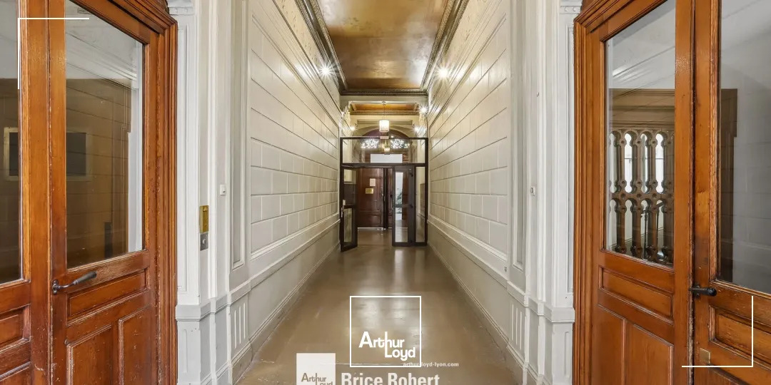 Bureaux - Location - LYON - 69002 - 157-645 - 7801400