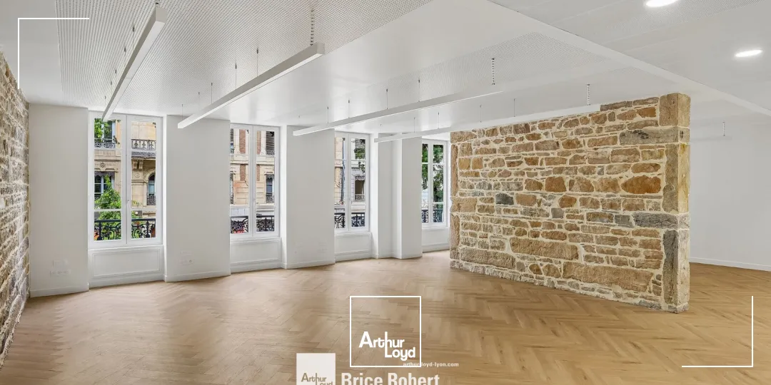 Bureaux - Location - LYON - 69002 - 157-645 - 7801409