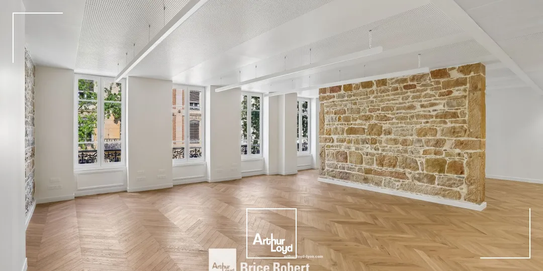 Bureaux - Location - LYON - 69002 - 157-645 - 7801405
