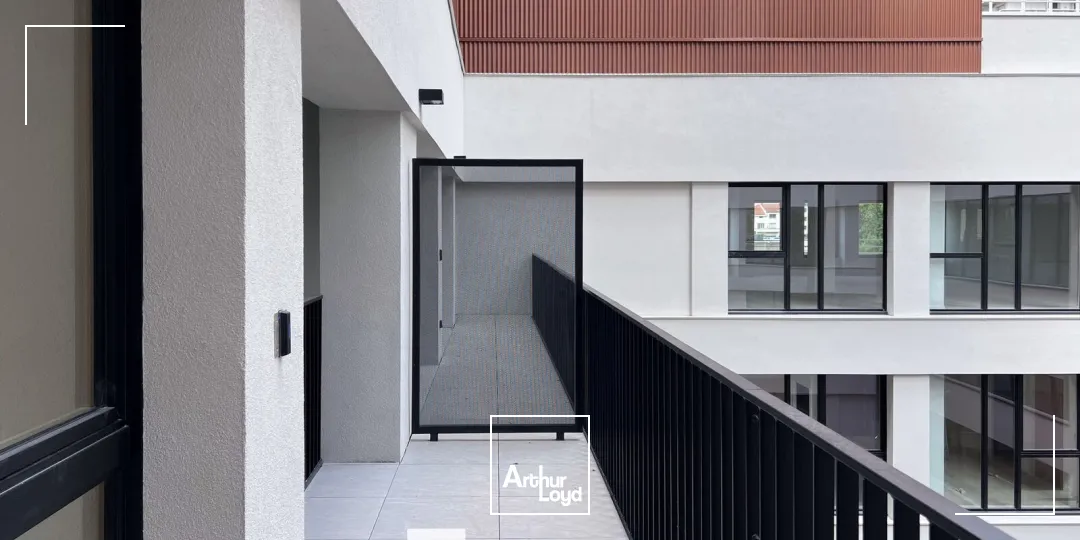 Bureaux - Location - LYON - 69003 - 323-729 - 7801422