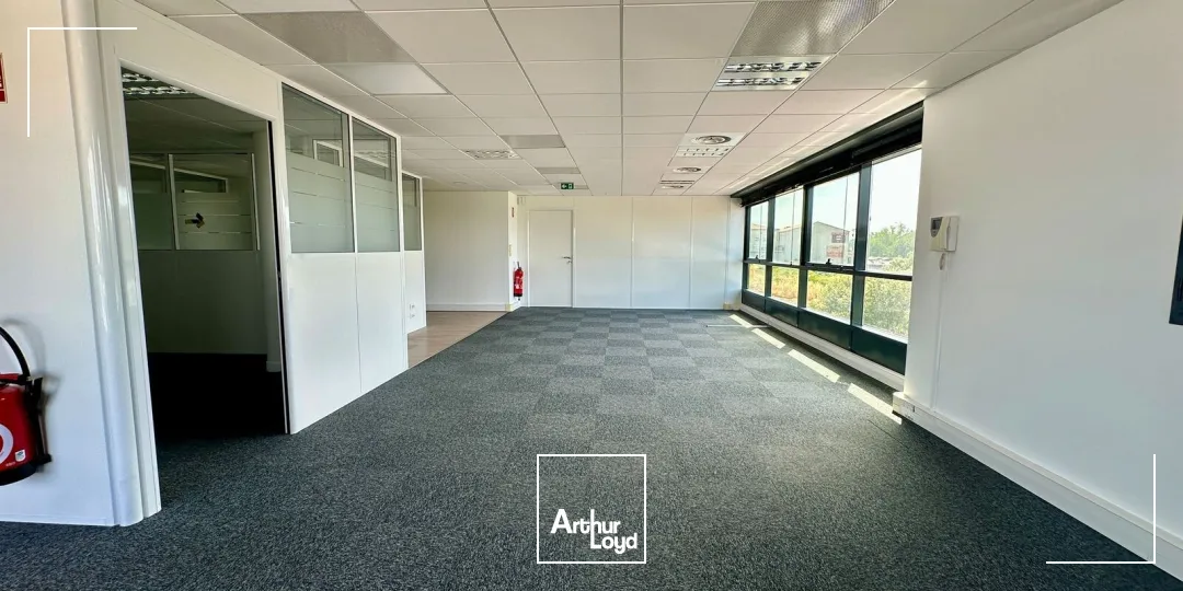Bureaux - Location - EGUILLES - 13510 - 157-324 - 7801667