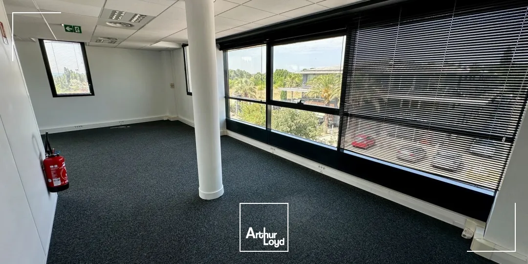Bureaux - Location - EGUILLES - 13510 - 157-324 - 7801661
