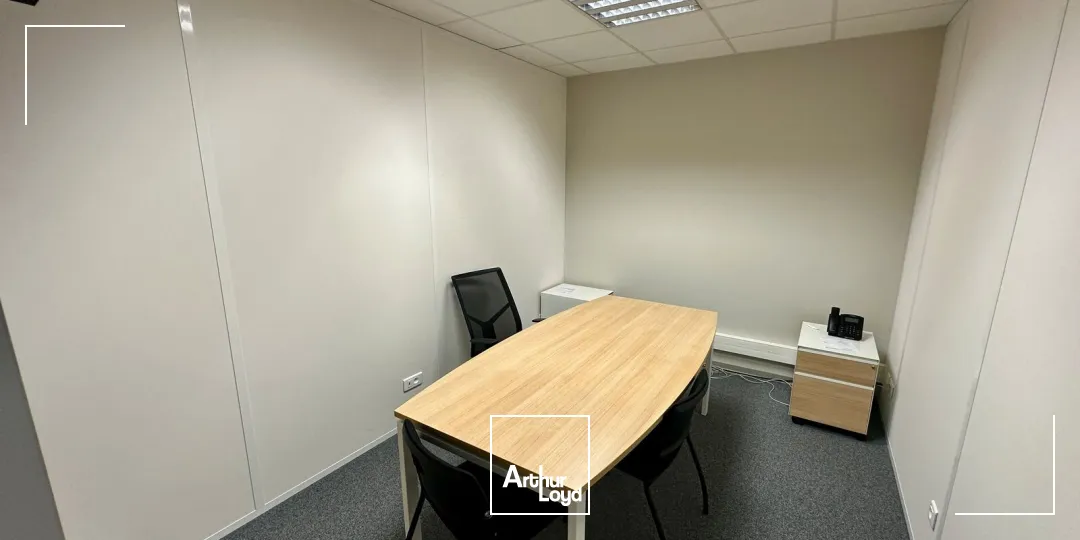 Bureaux - Location - LES PENNES MIRABEAU - 13170 - 140-520 - 7801691