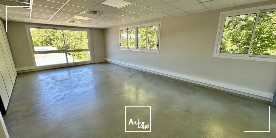Bureaux - Location - LES PENNES MIRABEAU - 13170 - 140-520 - 7801683