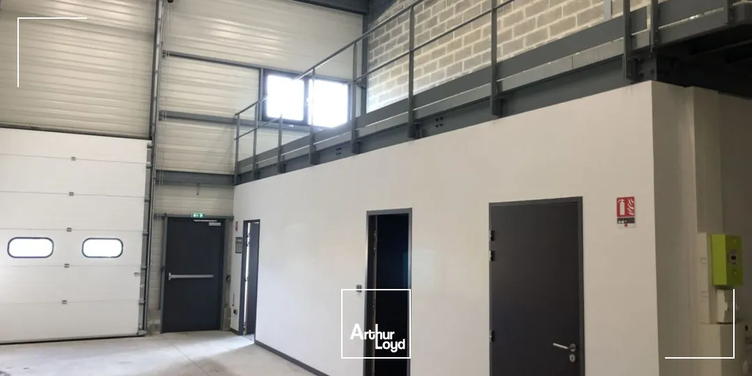 Locaux d'activité & Entrepôts - Location - BEAUVAIS - 60000 - 130-130 - 7801836