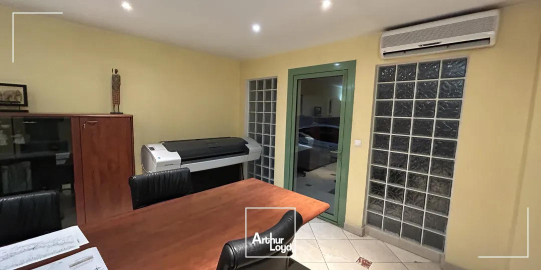 Locaux commerciaux - Vente - CARCASSONNE - 11000 - 658-658 - 7801991