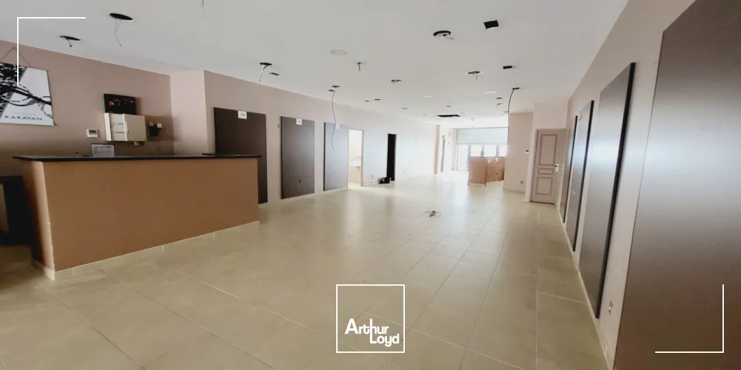 Locaux commerciaux - Location - CARCASSONNE - 11000 - 218-218 - 7801996