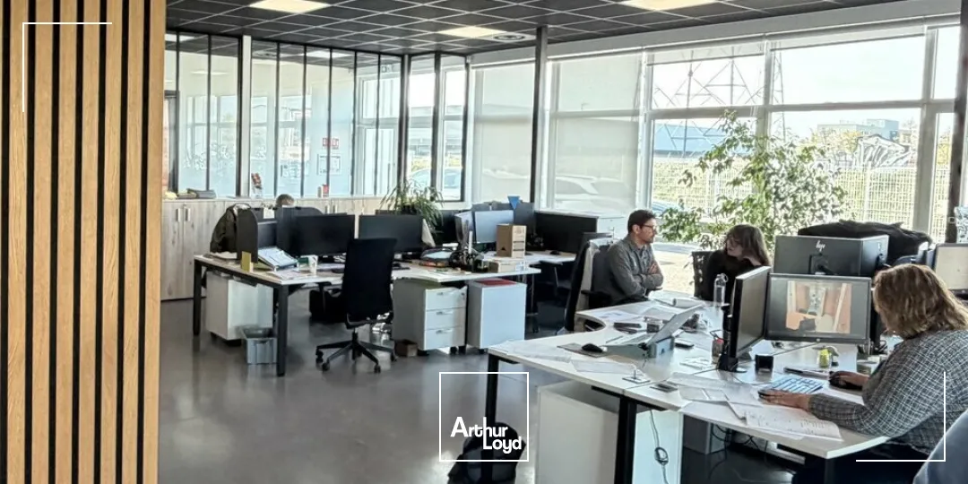 Locaux d'activité & Entrepôts - Location - VALENCE - 26000 - 723-723 - 7802354