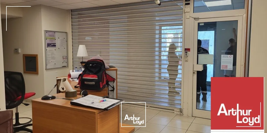 Locaux commerciaux - Location - MONTELIMAR - 26200 - 135-135 - 7802373