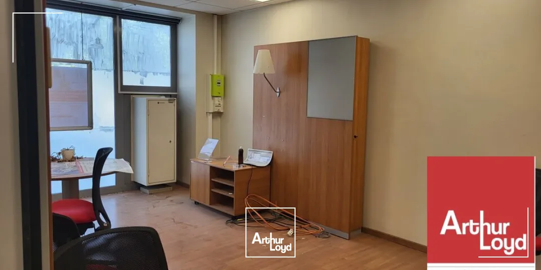 Locaux commerciaux - Location - MONTELIMAR - 26200 - 135-135 - 7802374