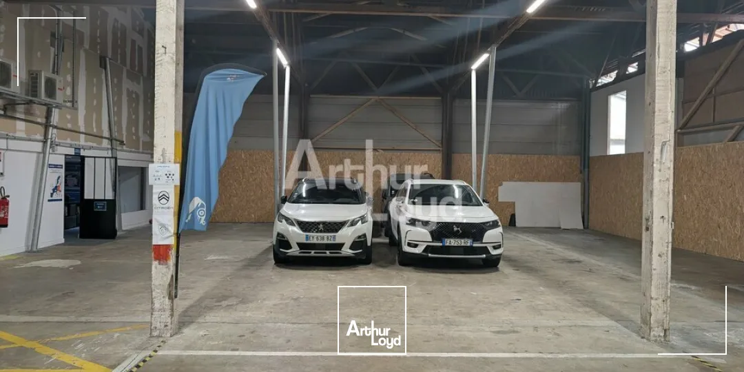 Locaux d'activité & Entrepôts - Location - VEZIN-LE-COQUET - 35132 - 1215-1215 - 7802472