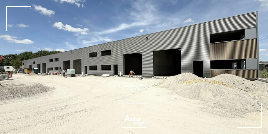 Locaux d'activité & Entrepôts - Vente - SAINT-BRICE-COURCELLES - 51370 - 214-2813 - 7802489