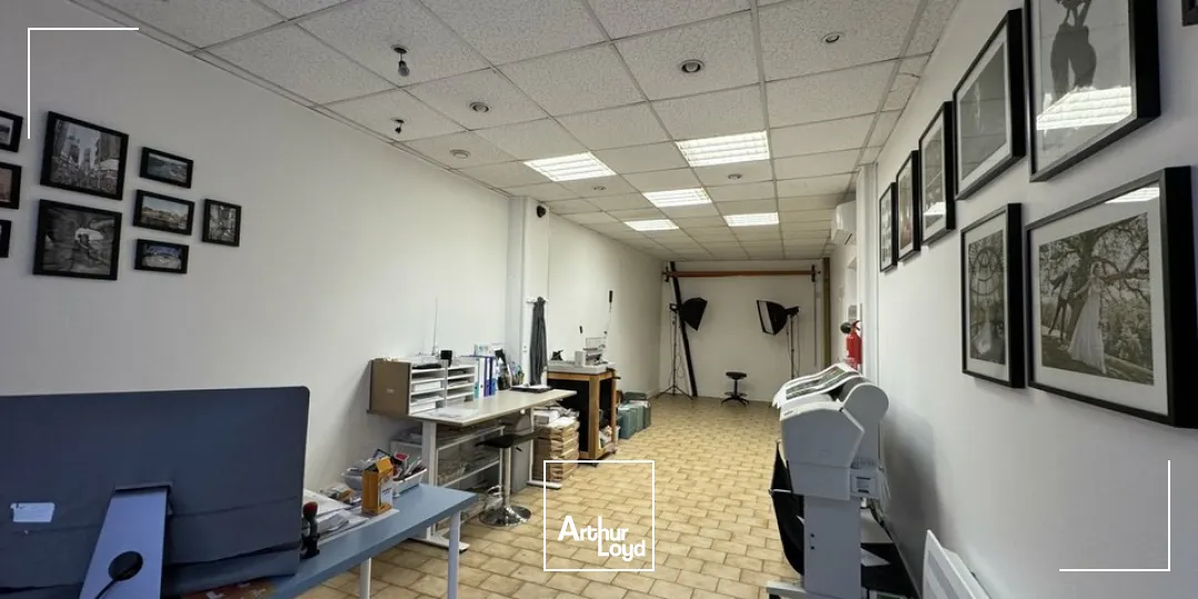 Locaux commerciaux - Location - SAINT AVERTIN - 37550 - 50.68-50.68 - 7802497