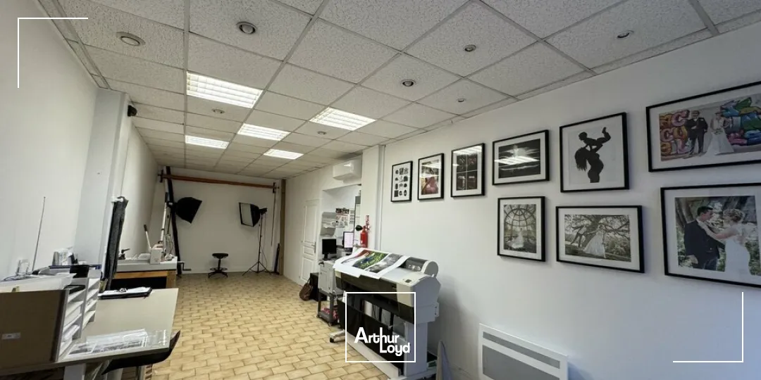 Locaux commerciaux - Location - SAINT AVERTIN - 37550 - 50.68-50.68 - 7802498