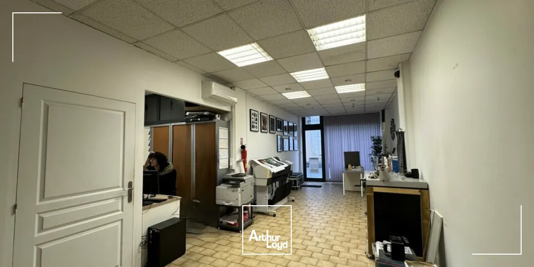 Locaux commerciaux - Location - SAINT AVERTIN - 37550 - 50.68-50.68 - 7802499