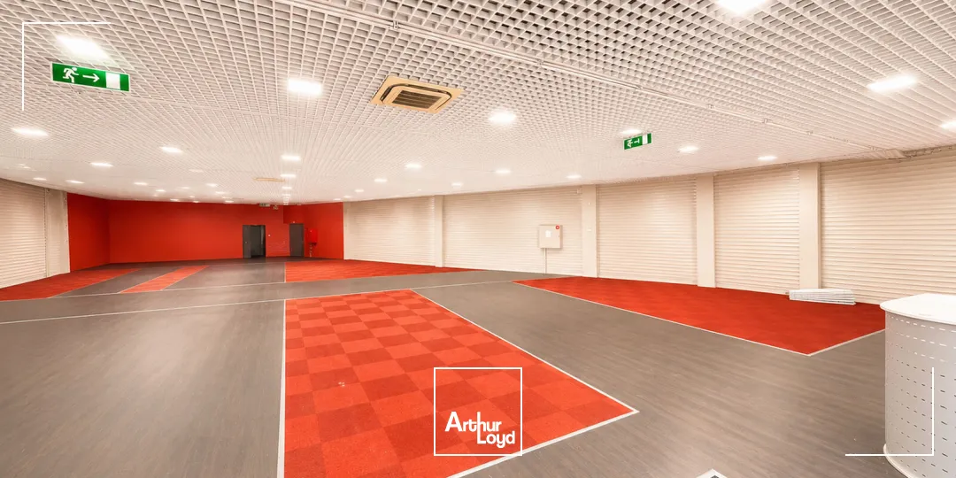 Locaux d'activité & Entrepôts - Vente - SAINT JUST EN CHAUSSEE - 60130 - 600-600 - 7802622