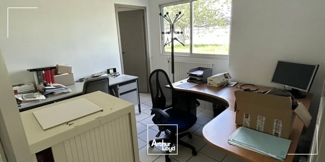 Bureaux - Location - CREUZIER LE VIEUX - 03300 - 66.4-66.4 - 7802632
