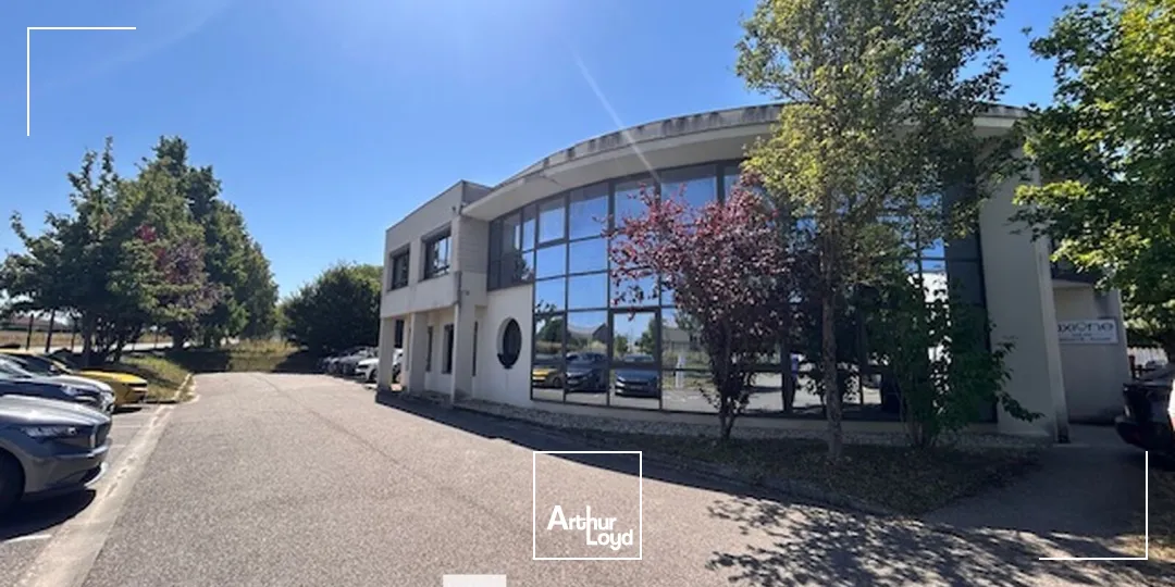 Locaux d'activité & Entrepôts - Location - TOUSSIEU - 69780 - 929-929 - 7803322