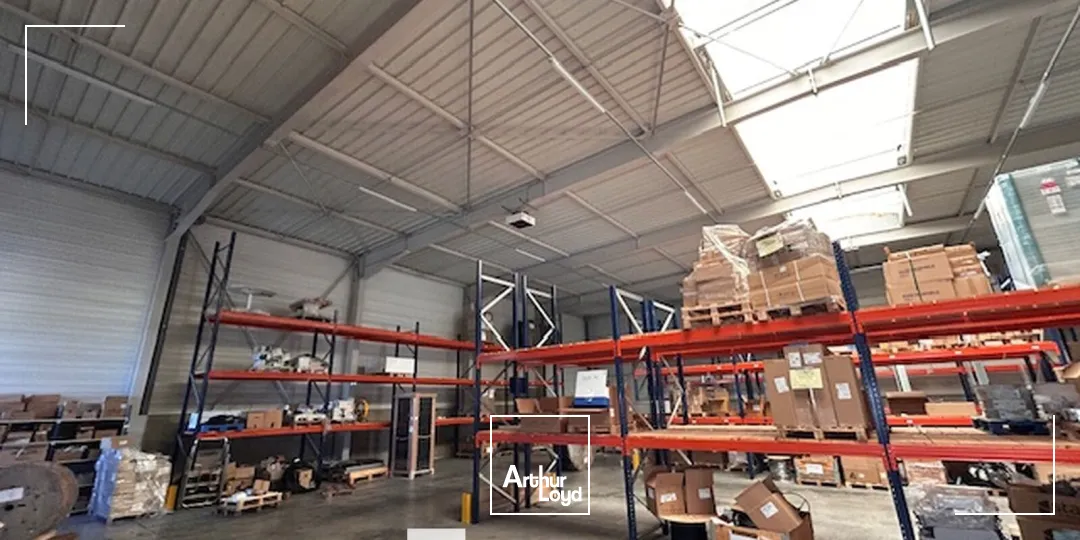Locaux d'activité & Entrepôts - Location - TOUSSIEU - 69780 - 929-929 - 7803317
