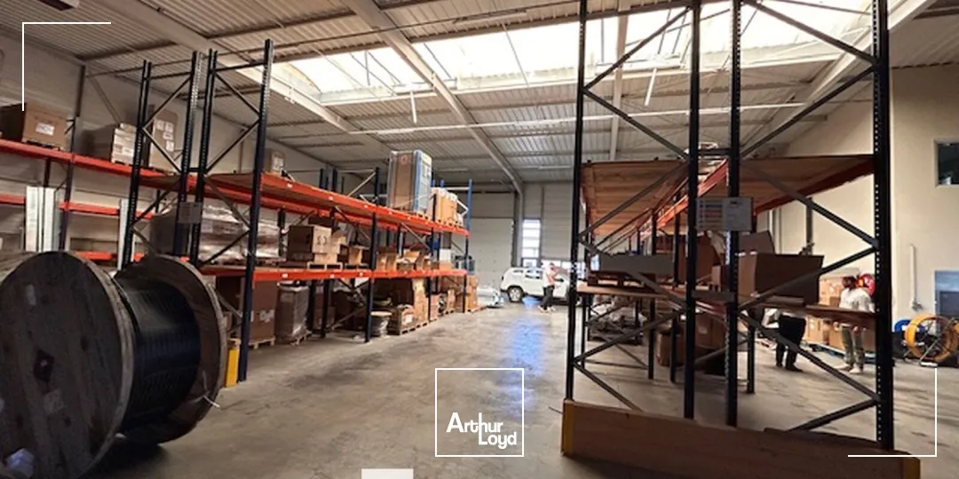 Locaux d'activité & Entrepôts - Location - TOUSSIEU - 69780 - 929-929 - 7803318