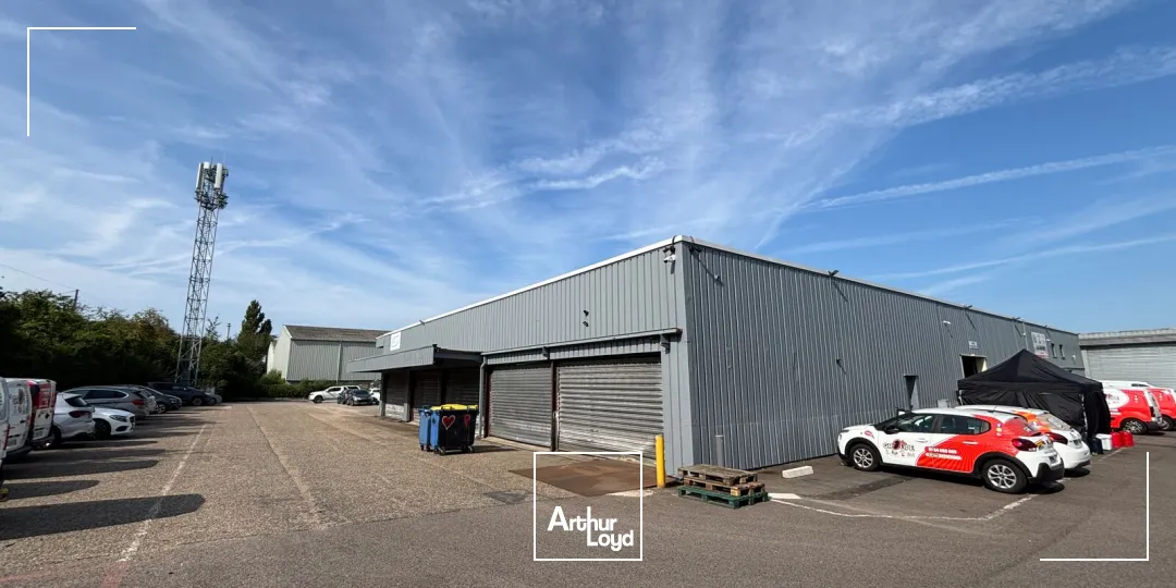 Locaux d'activité & Entrepôts - Location - LE GRAND QUEVILLY - 76120 - 300-300 - 7804428