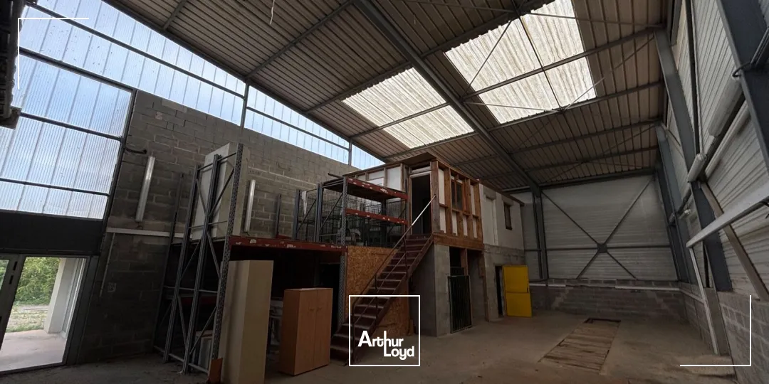 Locaux d'activité & Entrepôts - Vente - ESLETTES - 76710 - 415-415 - 7804444