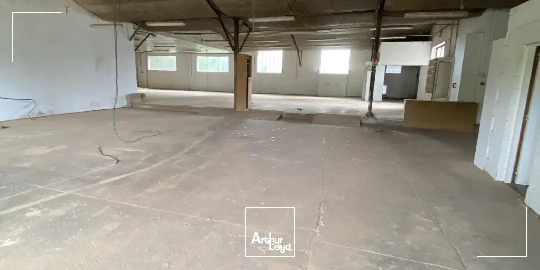 Locaux d'activité & Entrepôts - Location - MAINTENON - 28130 - 834-834 - 7804792