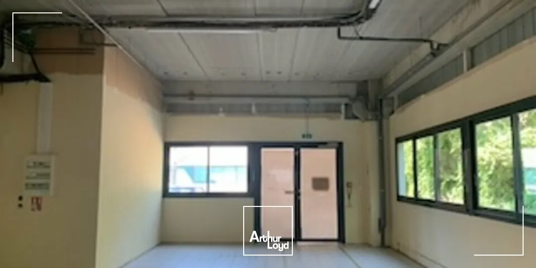 Bureaux - Location - ENTRAIGUES SUR LA SORGUE - 84320 - 280-451 - 7804825