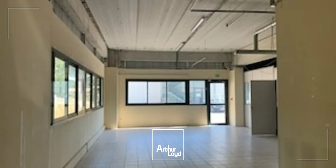 Bureaux - Location - ENTRAIGUES SUR LA SORGUE - 84320 - 280-451 - 7804826
