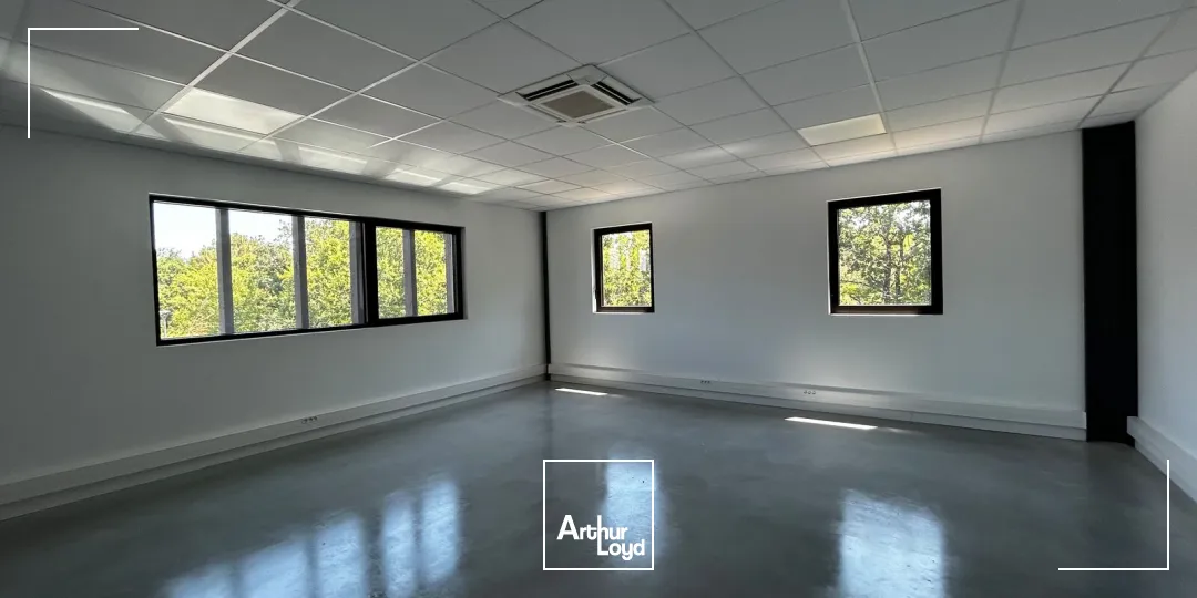 Locaux d'activité & Entrepôts - Location - MERIGNAC - 33700 - 303.9-2823.8 - 7805106