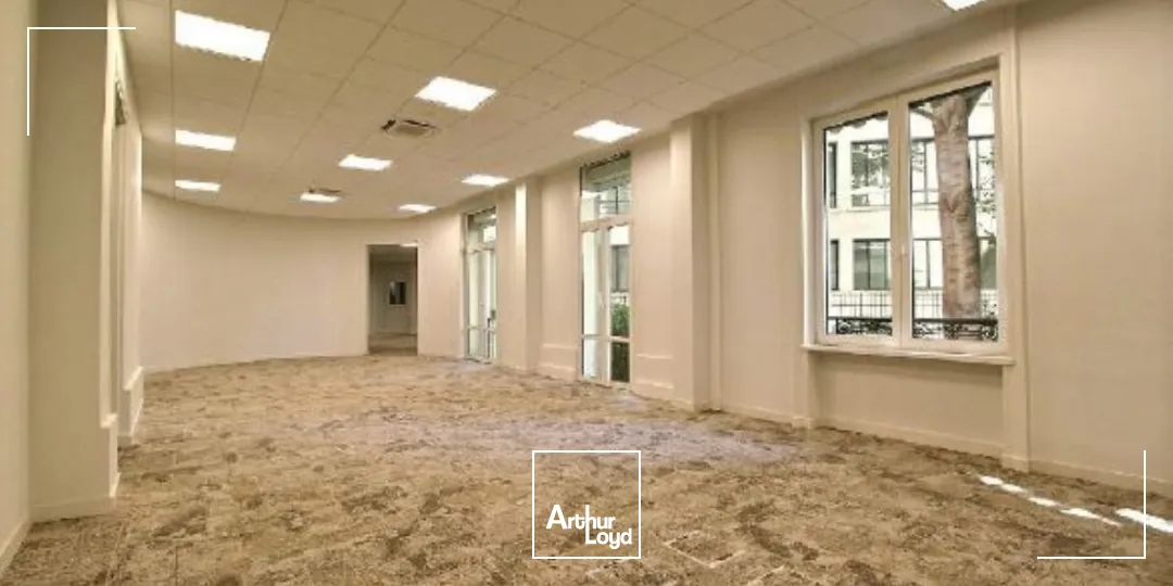 Bureaux - Location - PARIS - 75008 - 317-317 - 7805235