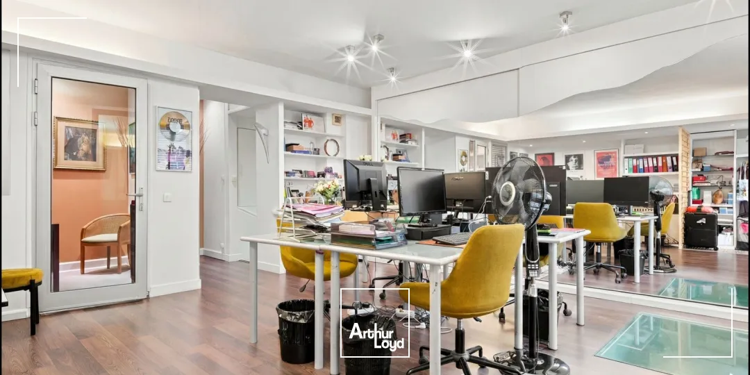 Locaux commerciaux - Vente - PARIS - 75009 - 68.2-68.2 - 7805259