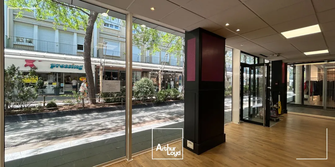 Locaux commerciaux - Location - SAINT NAZAIRE - 44600 - 51-51 - 7805302